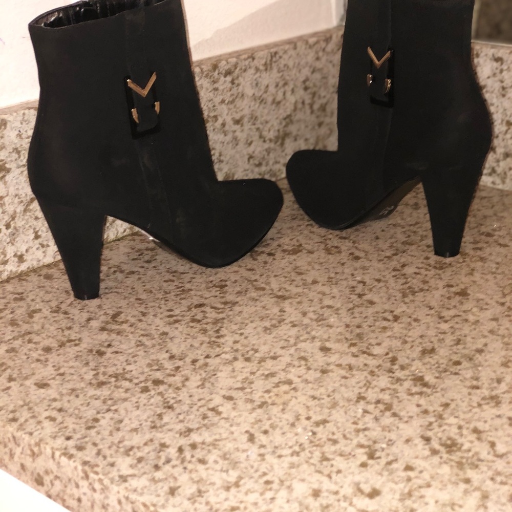 Booties - Picture 3 of 4